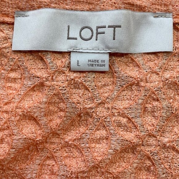 LOFT Textured Button Tie Front Top - Size Large - Picture 4 of 5